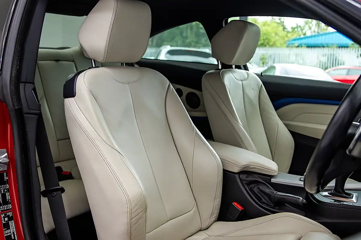 Used 2018 BMW 4 Series M Sport Red - Interior and Exterior details 13
