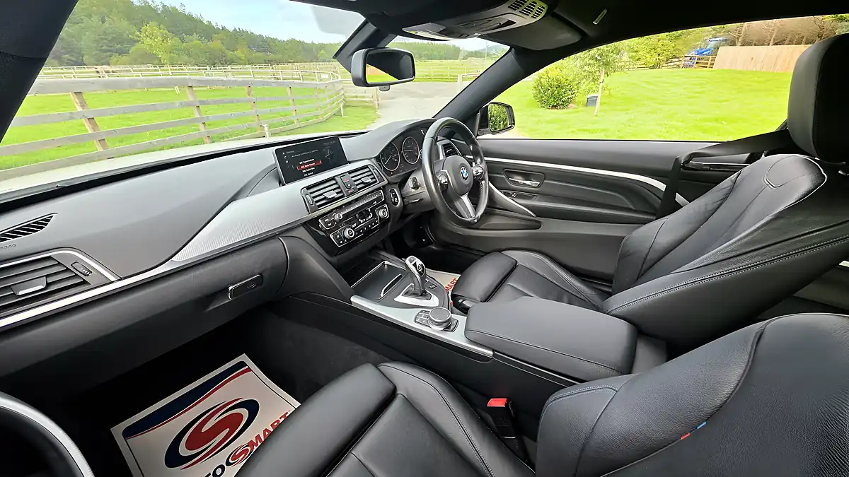 Used 2018 BMW 4 Series M Sport White - Interior and Exterior details 7