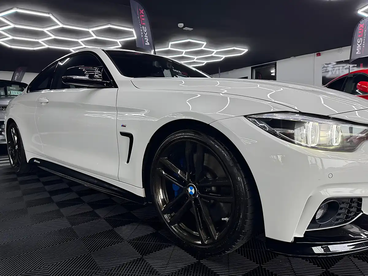 Used 2018 BMW 4 Series M Sport White - Interior and Exterior details 10