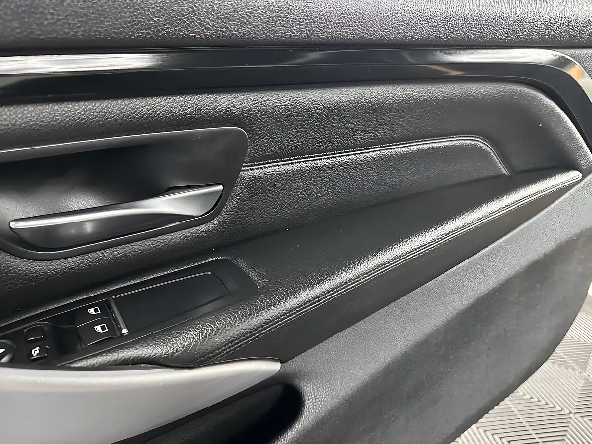 Used 2018 BMW 4 Series M Sport White - Interior and Exterior details 19