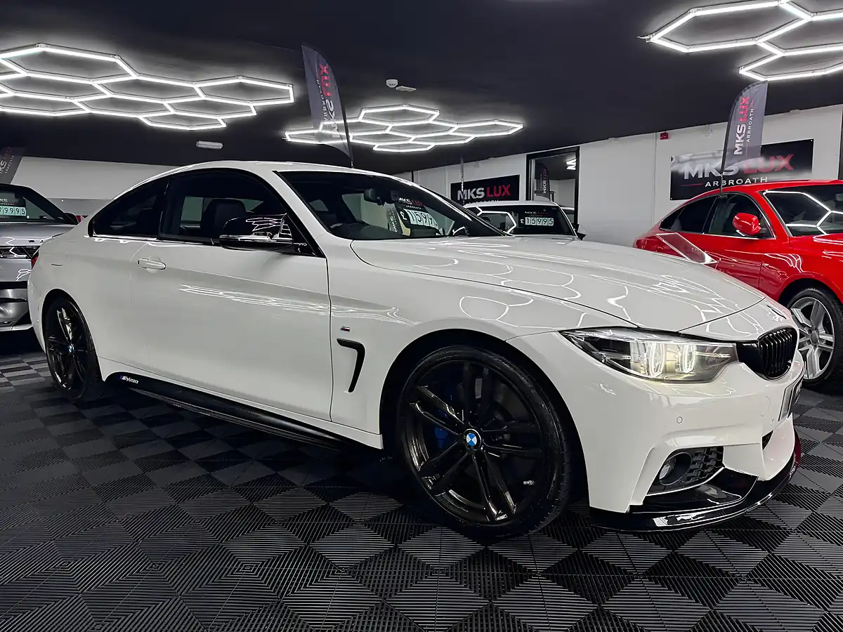 Used 2018 BMW 4 Series M Sport White - Interior and Exterior details 2