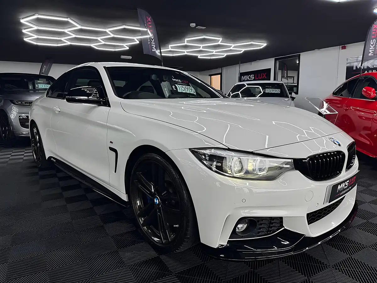 Used 2018 BMW 4 Series M Sport White - Interior and Exterior details 3
