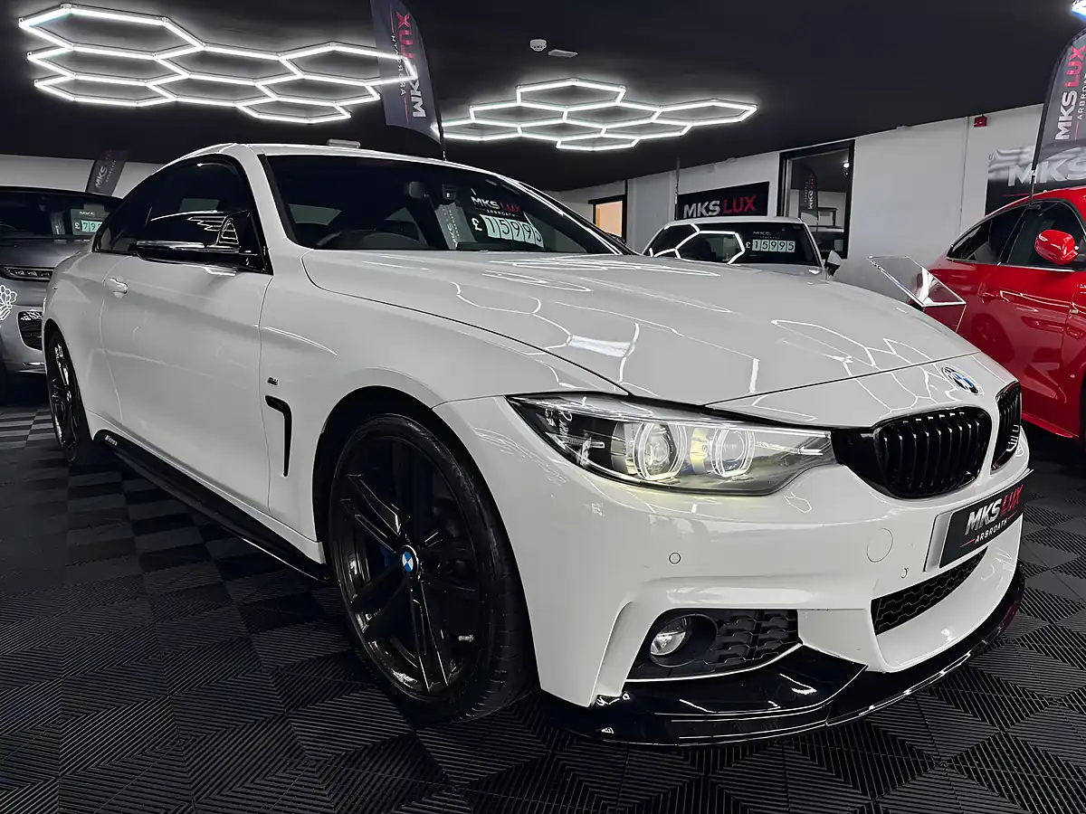 Used 2018 BMW 4 Series M Sport White - Interior and Exterior details 5