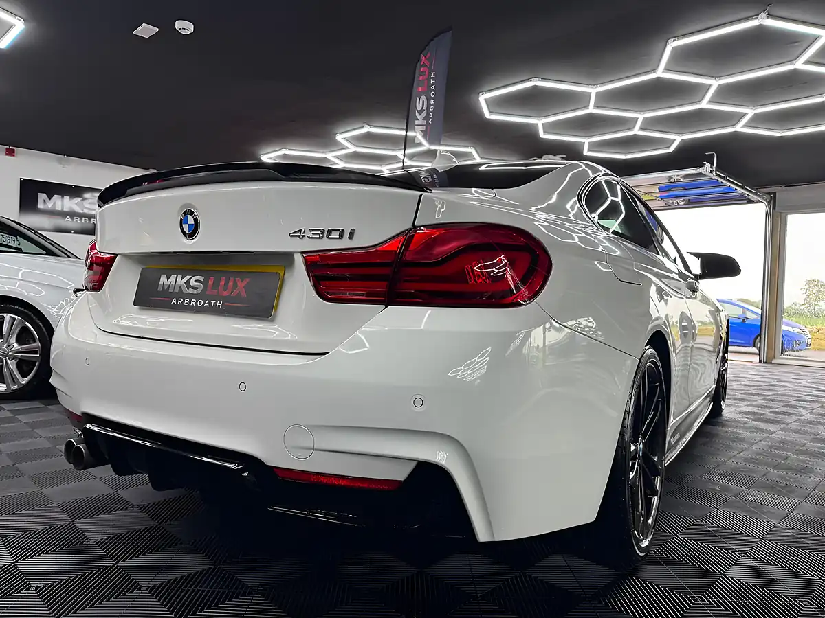 Used 2018 BMW 4 Series M Sport White - Interior and Exterior details 8
