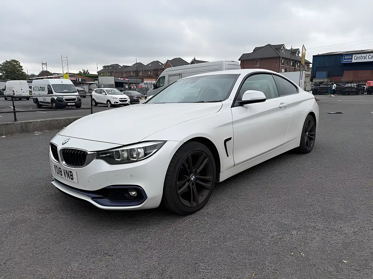 Used 2018 BMW 4 Series Sport White - Interior and Exterior details 20