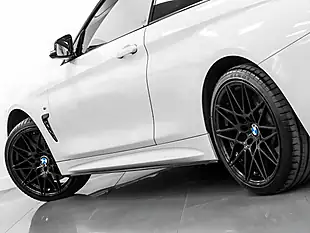 Used 2018 BMW 435d M Sport Alpine White - Interior and Exterior details 10