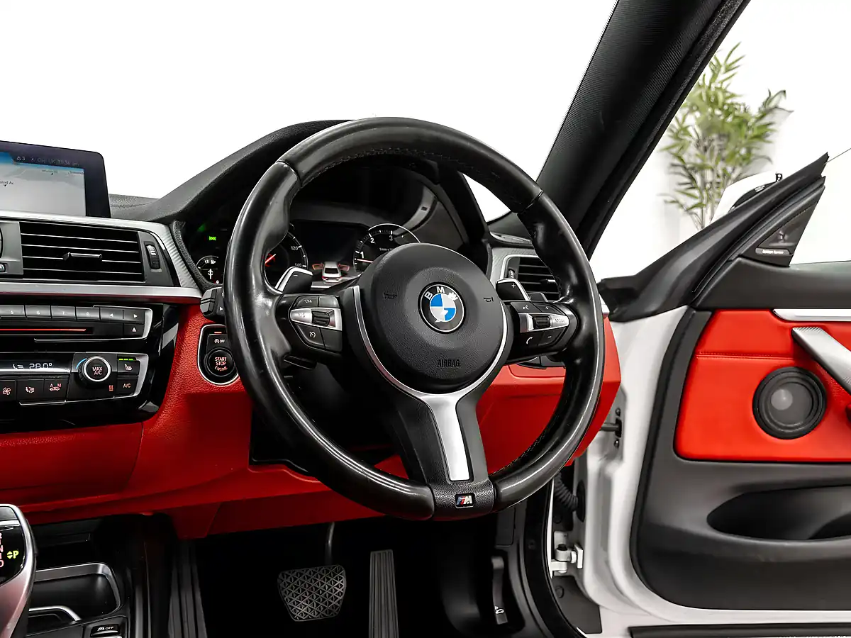Used 2018 BMW 435d M Sport Alpine White - Interior and Exterior details 13
