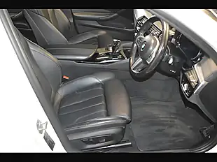 Used 2018 BMW 5 Series M Sport Alpine White - Interior and Exterior details 11