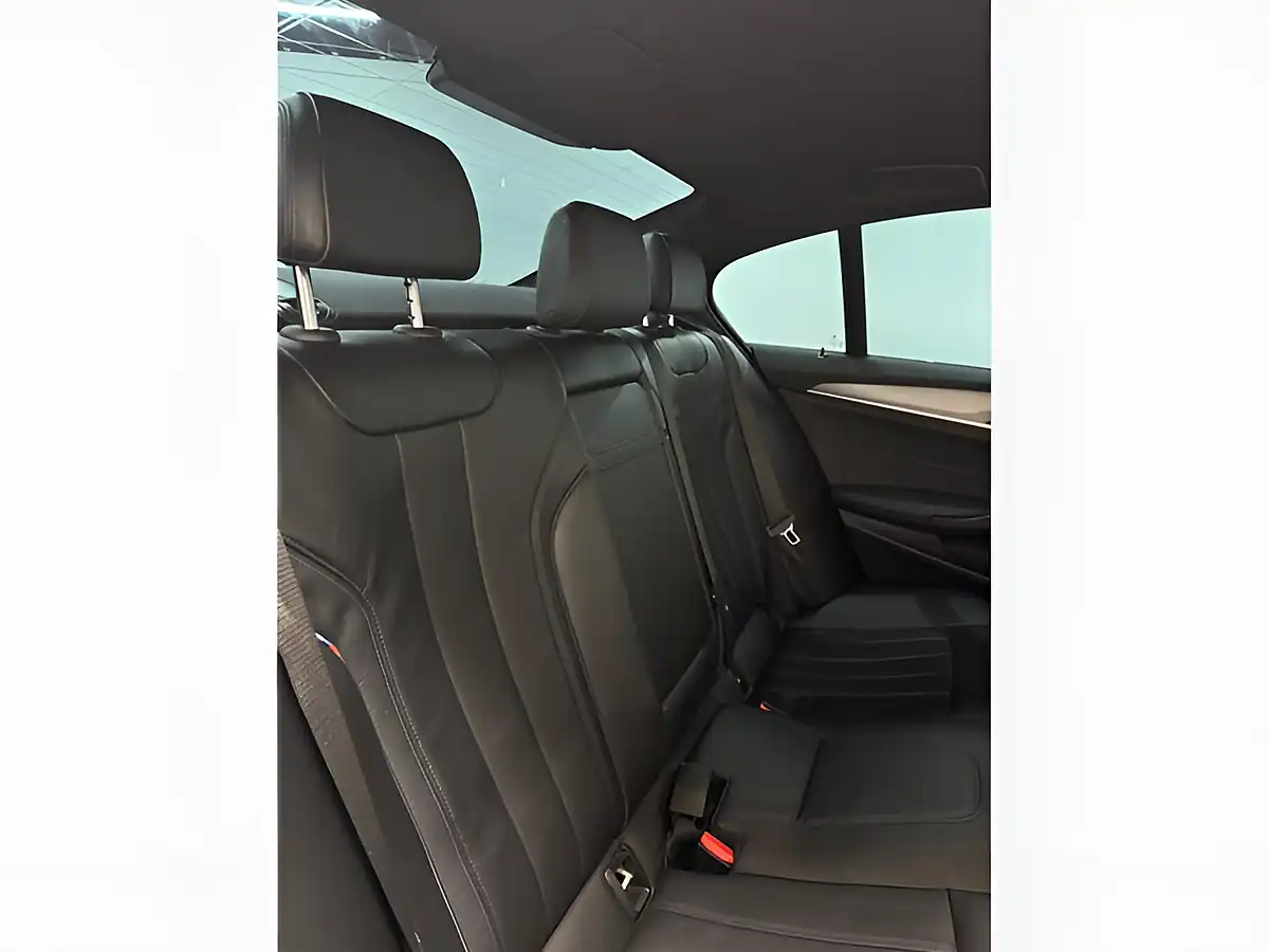 Used 2018 BMW 5 Series M Sport Alpine White - Interior and Exterior details 12