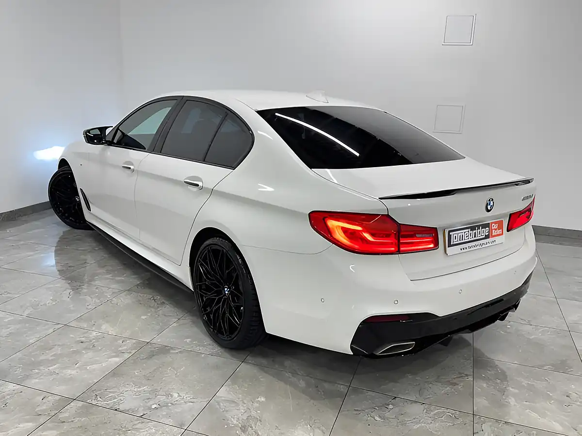 Used 2018 BMW 5 Series M Sport Alpine White - Interior and Exterior details 5