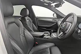 Used 2018 BMW 5 Series M Sport Alpine White - Interior and Exterior details 2