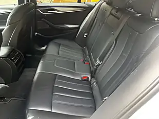 Used 2018 BMW 5 Series M Sport Alpine White - Interior and Exterior details 18