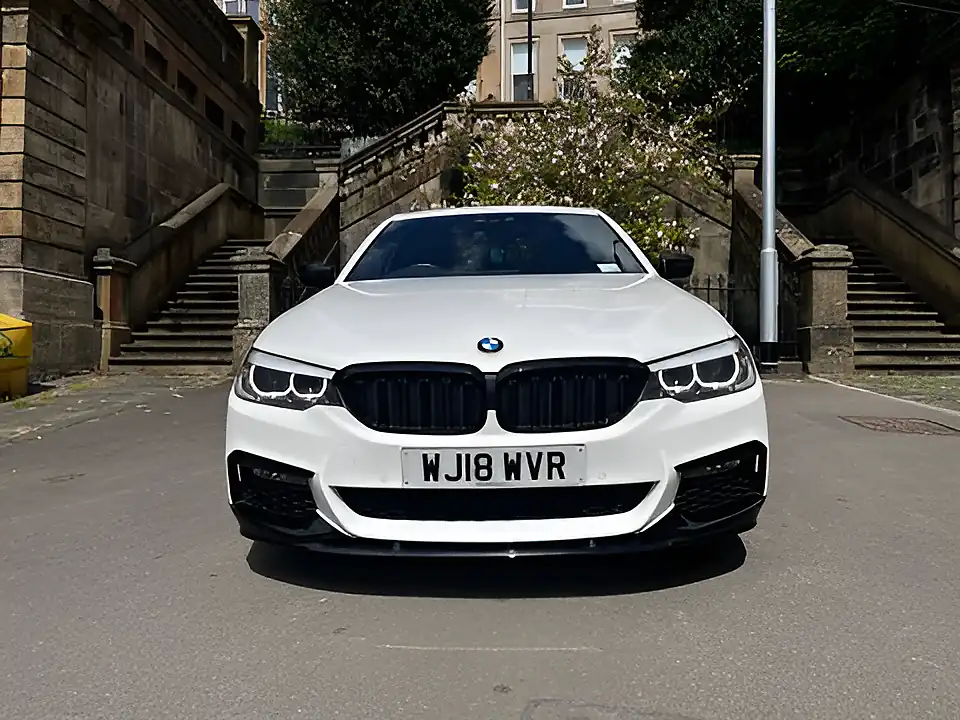 Used 2018 BMW 5 Series M Sport Alpine White - Interior and Exterior details 4