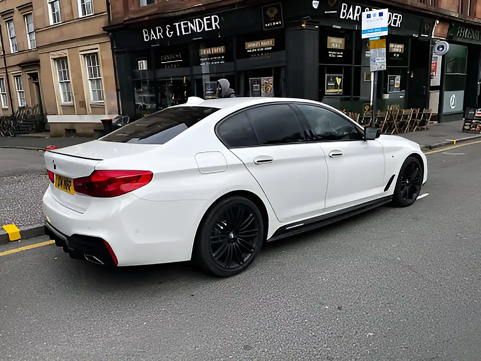 Used 2018 BMW 5 Series M Sport Alpine White - Interior and Exterior details 7