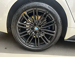 Used 2018 BMW 5 Series M Sport Alpine White - Interior and Exterior details 9