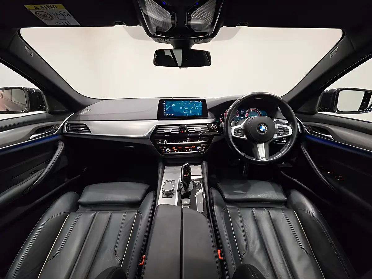 Used 2018 BMW 5 Series M Sport Black - Interior and Exterior details 20