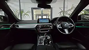 Used 2018 BMW 5 Series M Sport Black - Interior and Exterior details 16