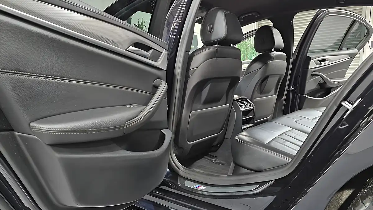 Used 2018 BMW 5 Series M Sport Black - Interior and Exterior details 19