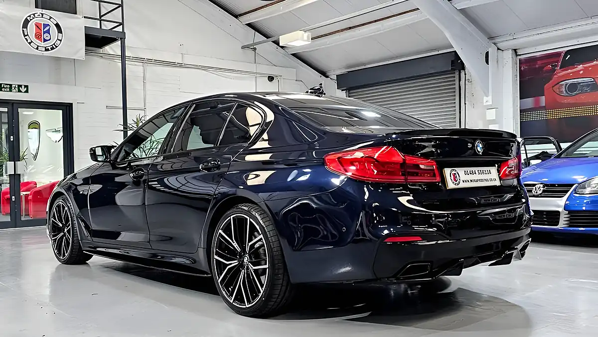 Used 2018 BMW 5 Series M Sport Black - Interior and Exterior details 9