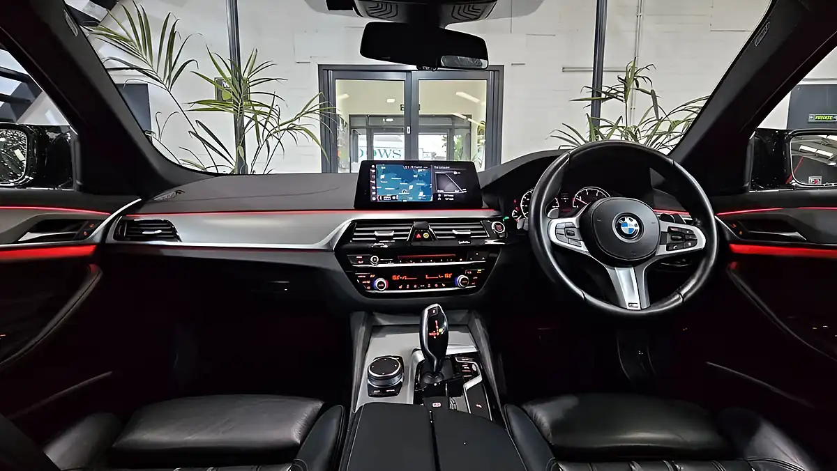 Used 2018 BMW 5 Series M Sport Black - Interior and Exterior details 19