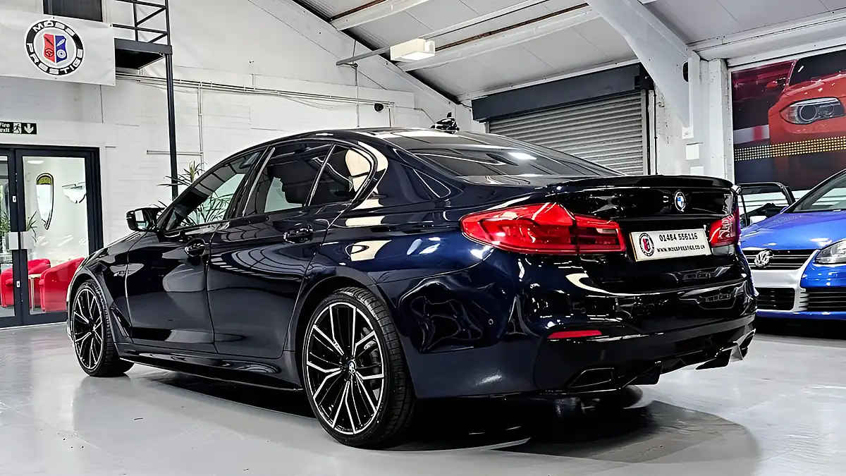Used 2018 BMW 5 Series M Sport Black - Interior and Exterior details 9