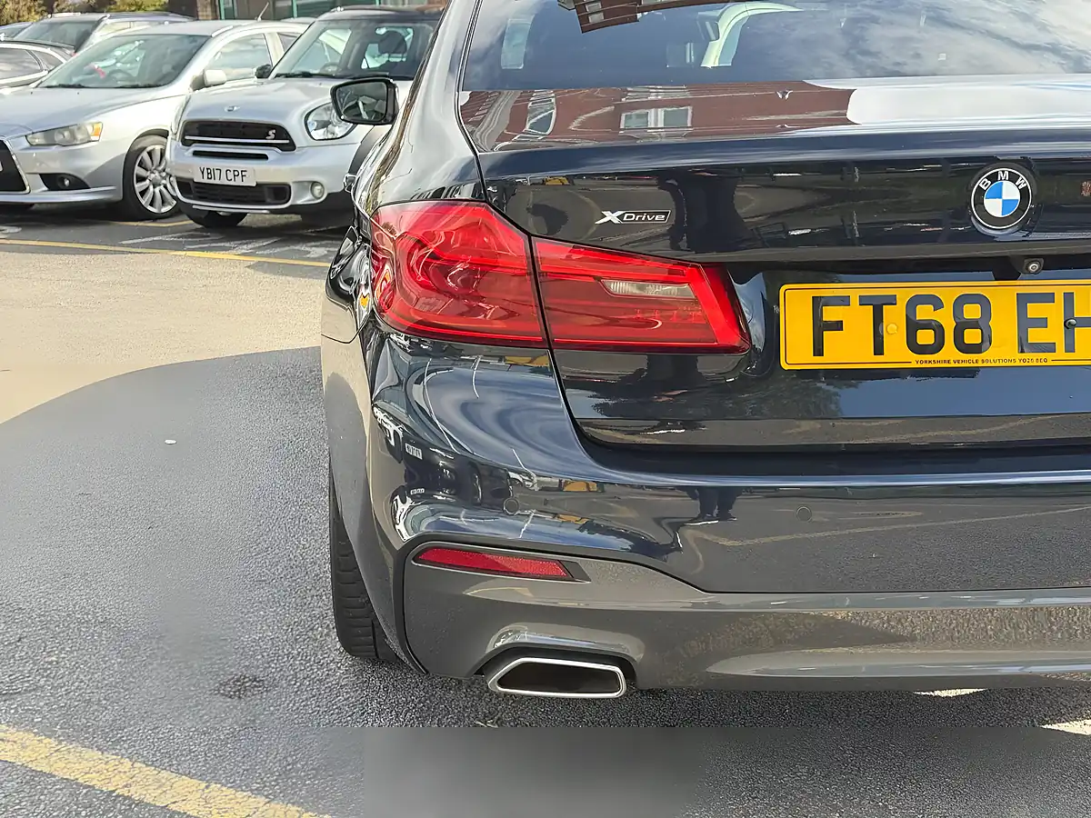 Used 2018 BMW 5 Series M Sport Black - Interior and Exterior details 10