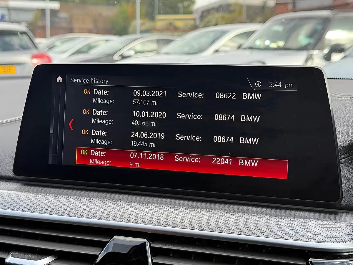 Used 2018 BMW 5 Series M Sport Black - Interior and Exterior details 18