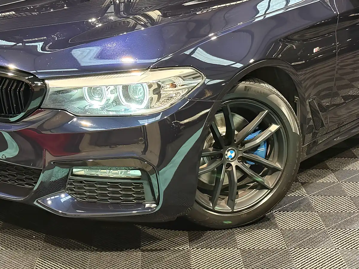 Used 2018 BMW 5 Series M Sport Black - Interior and Exterior details 10