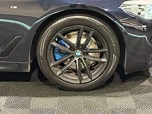 Used 2018 BMW 5 Series M Sport Black - Interior and Exterior details 11