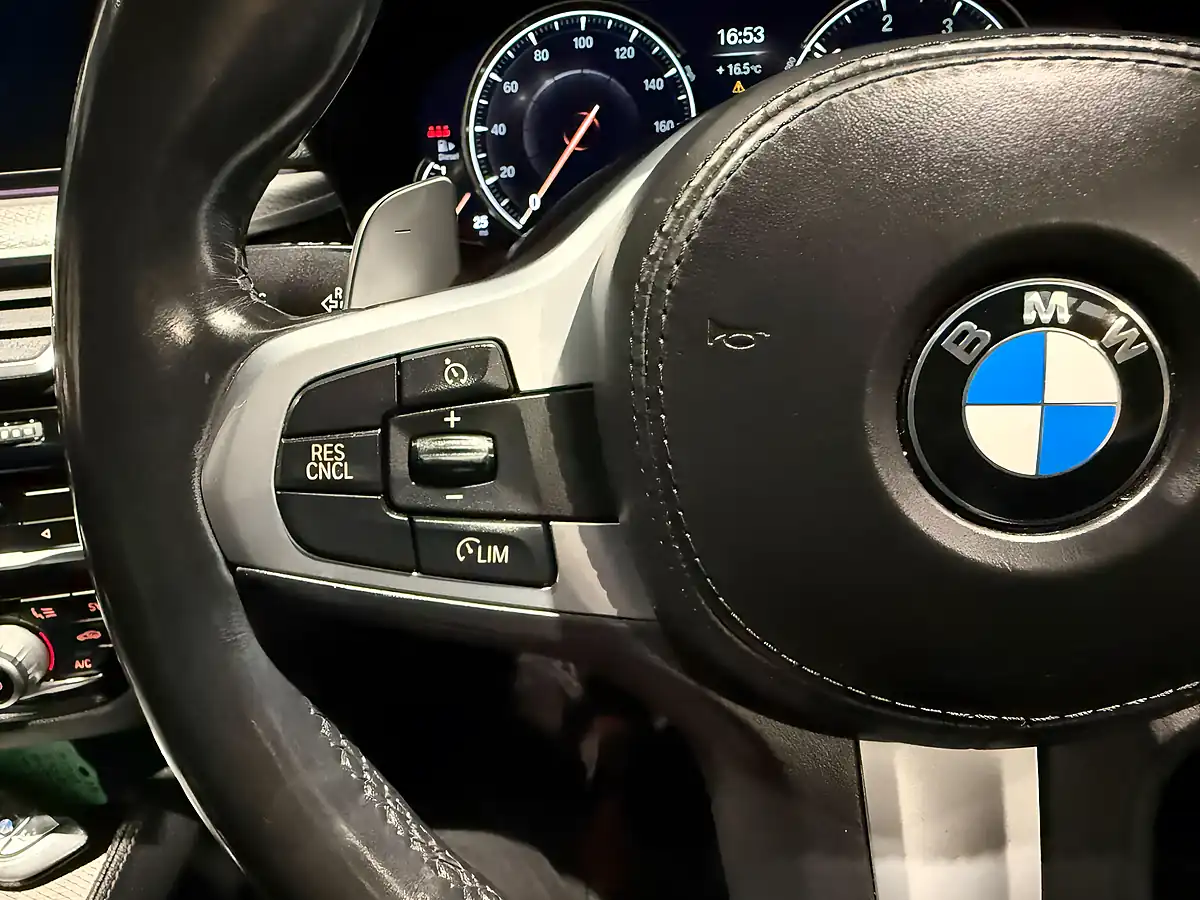 Used 2018 BMW 5 Series M Sport Black - Interior and Exterior details 17