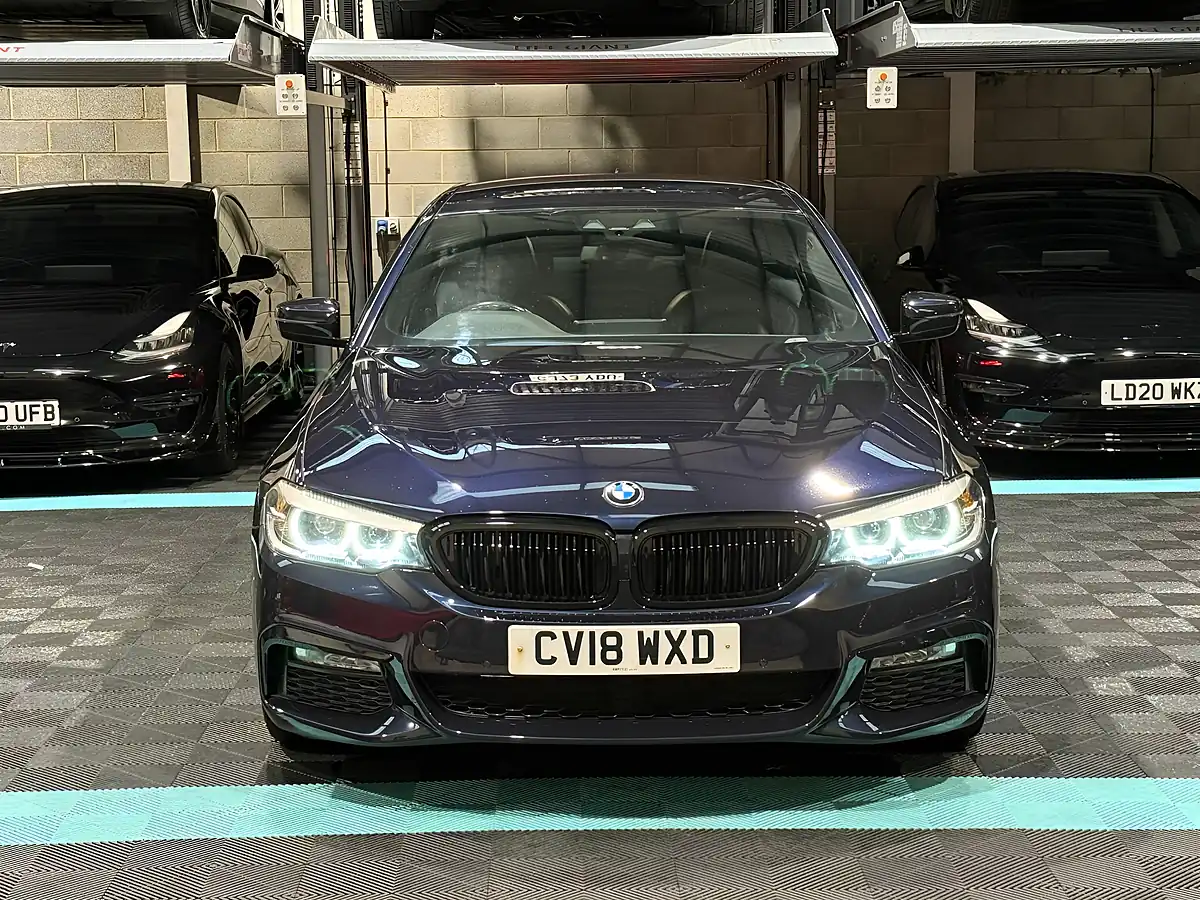 Used 2018 BMW 5 Series M Sport Black - Interior and Exterior details 3