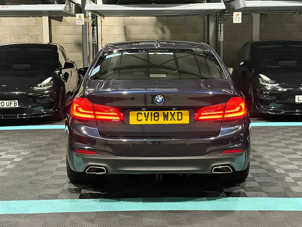 Used 2018 BMW 5 Series M Sport Black - Interior and Exterior details 7