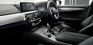 Used 2018 BMW 5 Series M Sport Black Sapphire - Interior and Exterior details 14
