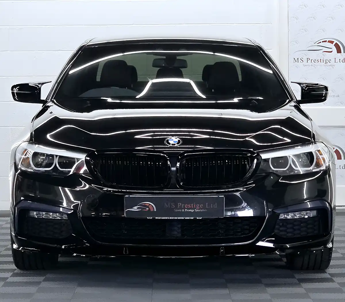 Used 2018 BMW 5 Series M Sport Black Sapphire - Interior and Exterior details 5