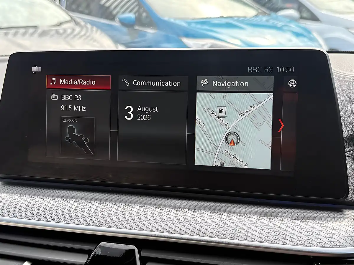 Used 2018 BMW 5 Series M Sport Black Sapphire - Interior and Exterior details 10