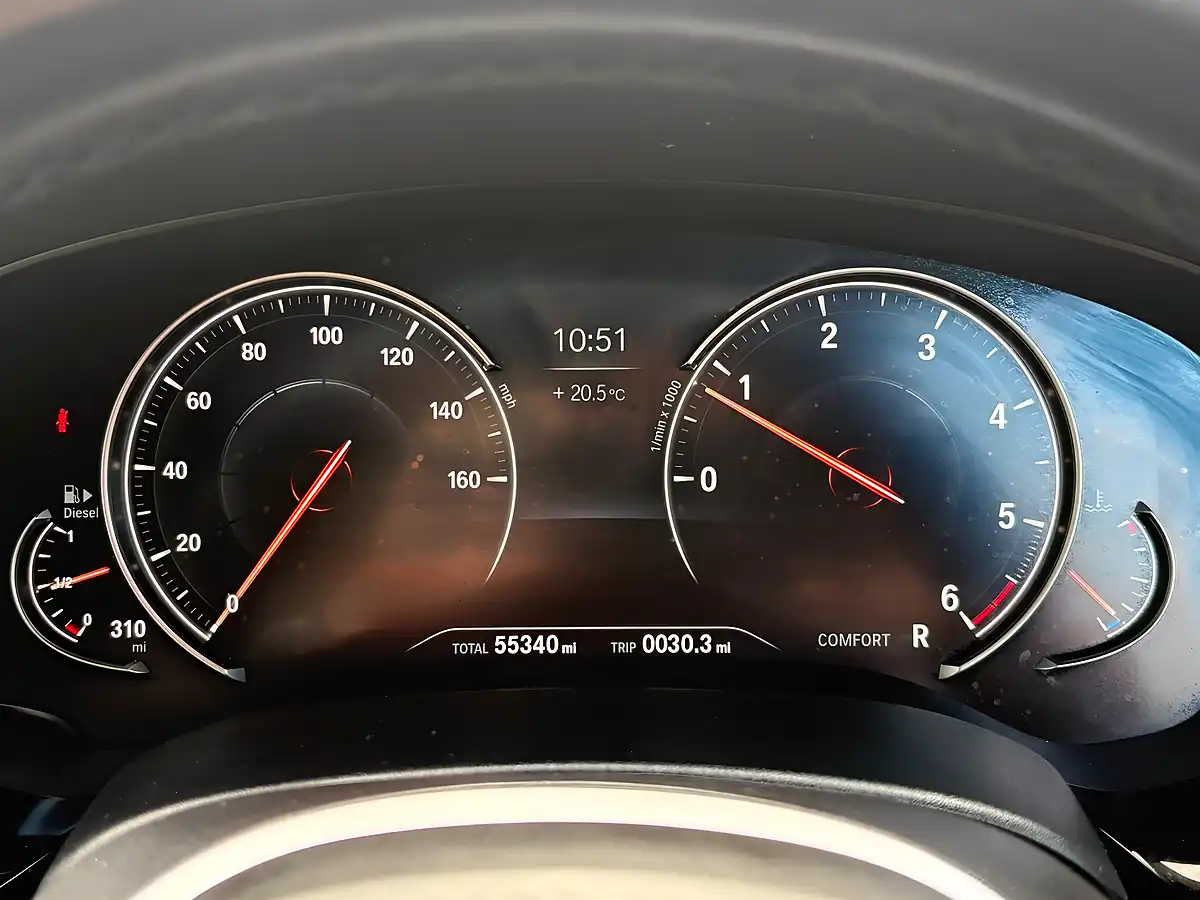 Used 2018 BMW 5 Series M Sport Black Sapphire - Interior and Exterior details 13
