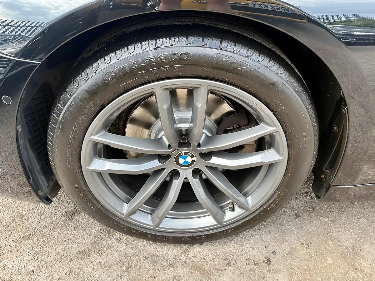 Used 2018 BMW 5 Series M Sport Black Sapphire - Interior and Exterior details 19