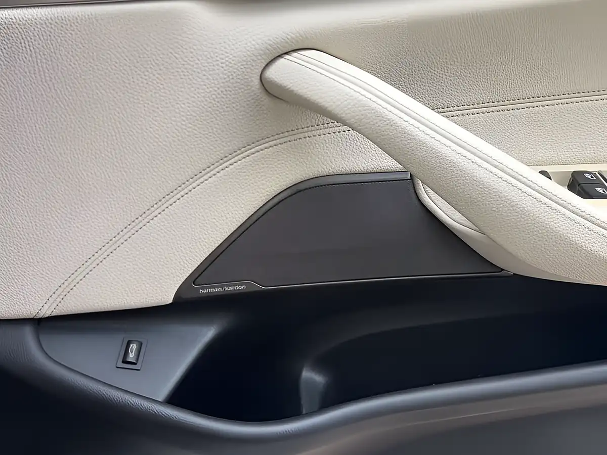 Used 2018 BMW 5 Series M Sport Black Sapphire - Interior and Exterior details 20
