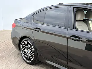 Used 2018 BMW 5 Series M Sport Black Sapphire - Interior and Exterior details 6