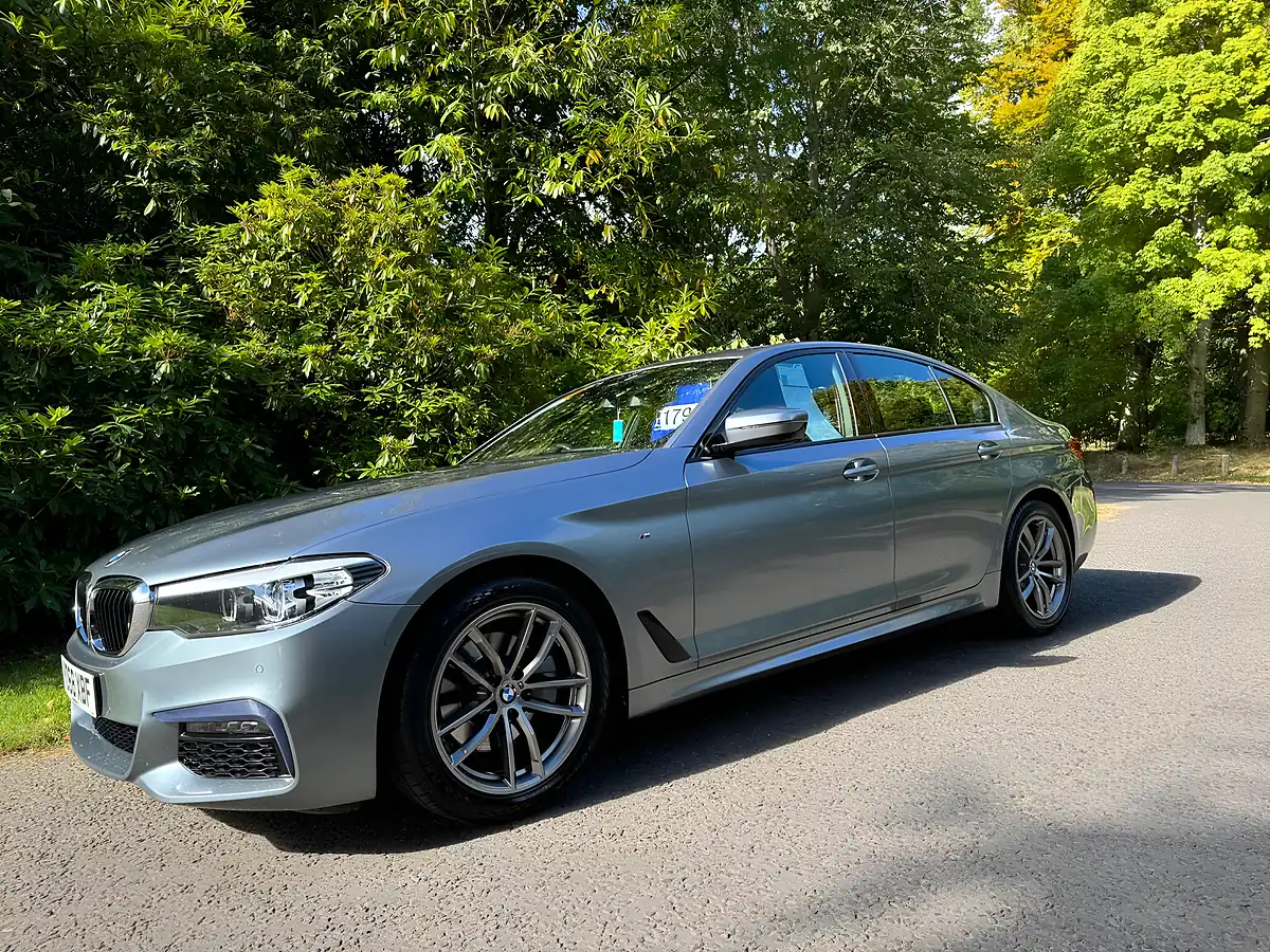 Used 2018 BMW 5 Series M Sport Blue - Interior and Exterior details 2