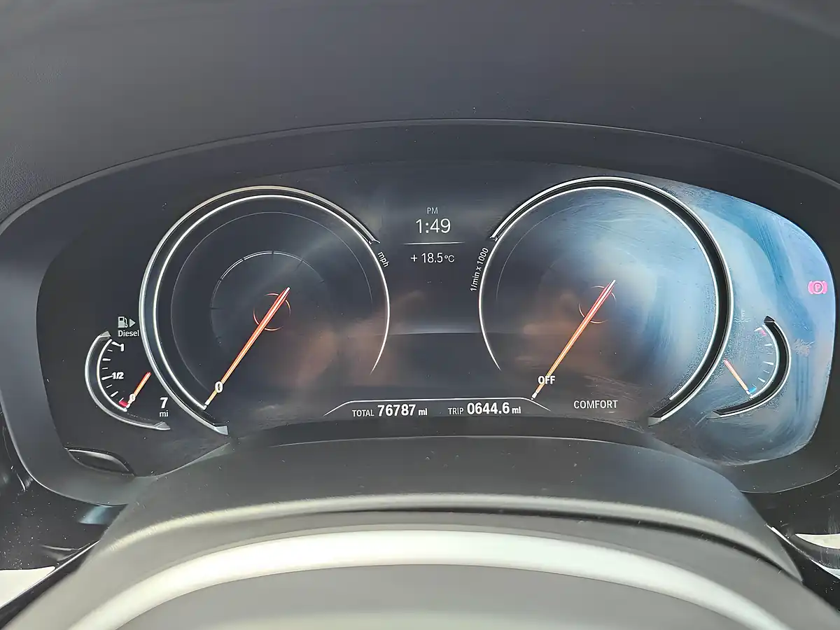 Used 2018 BMW 5 Series M Sport Blue - Interior and Exterior details 15