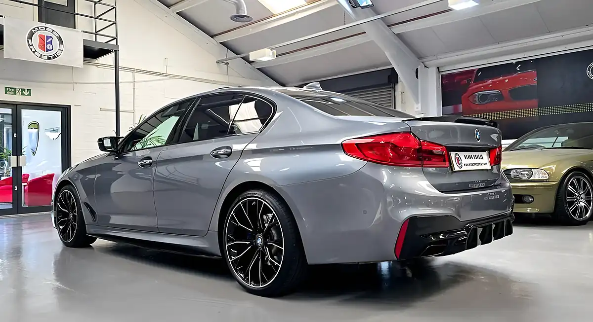 Used 2018 BMW 5 Series M Sport Bluestone Grey - Interior and Exterior details 9