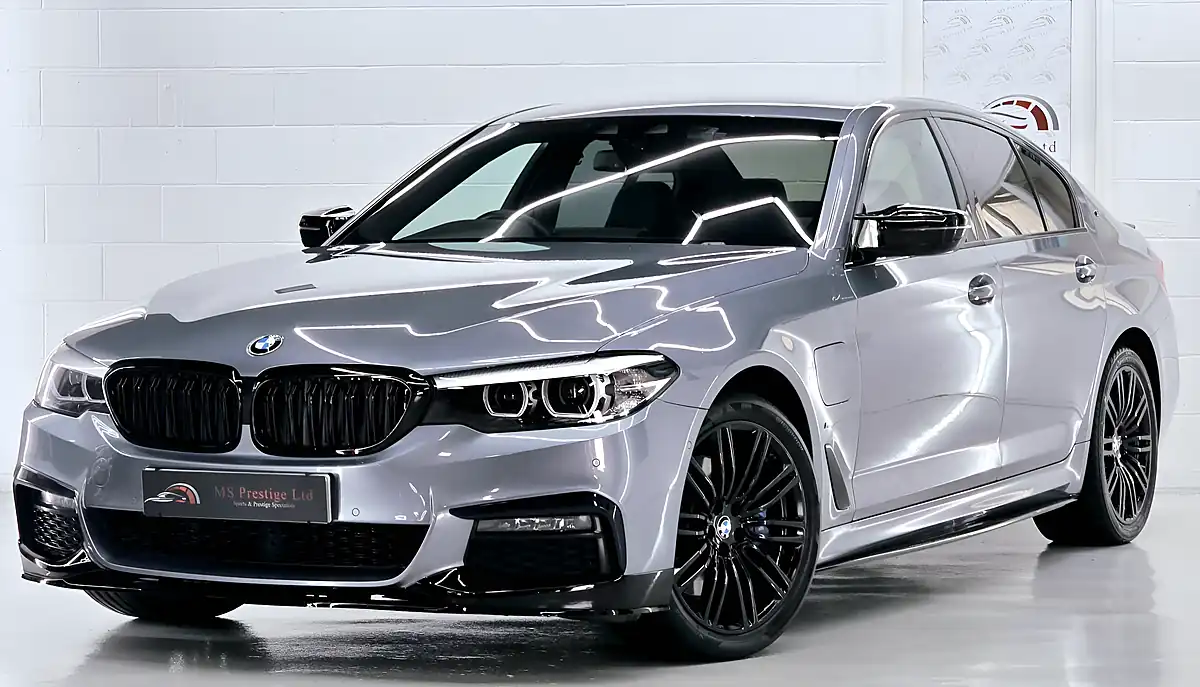 Used 2018 BMW 5 Series M Sport Bluestone - Front View