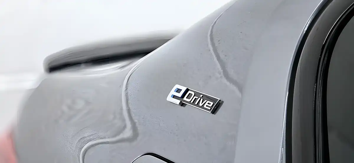 Used 2018 BMW 5 Series M Sport Bluestone - Interior and Exterior details 14