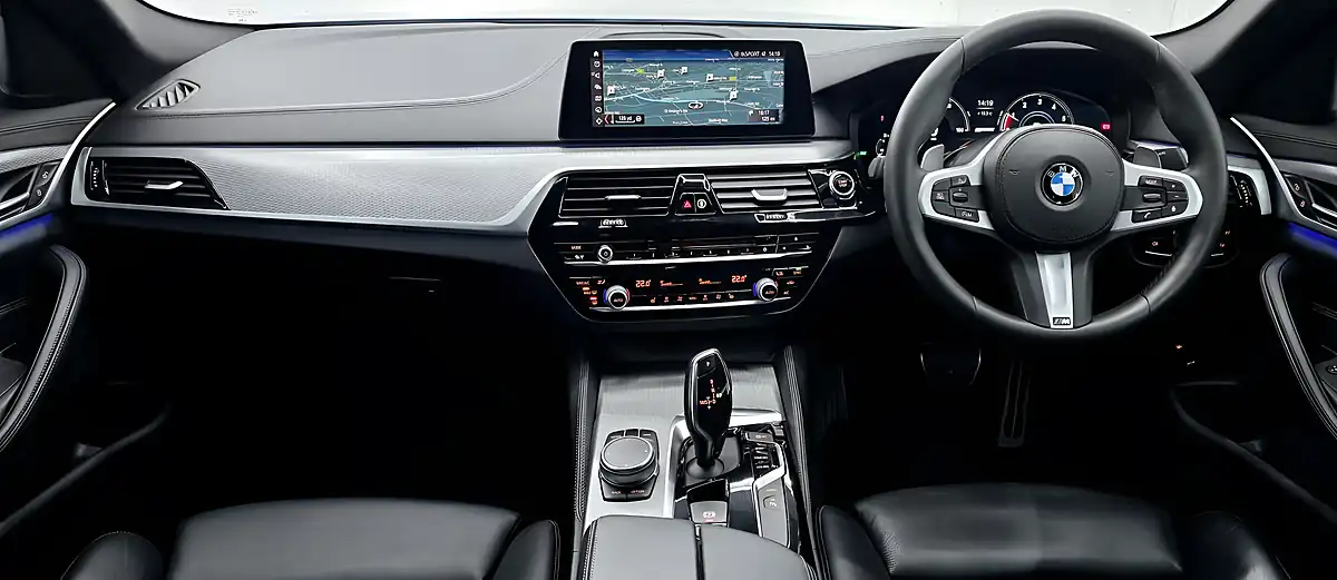 Used 2018 BMW 5 Series M Sport Bluestone - Interior and Exterior details 15