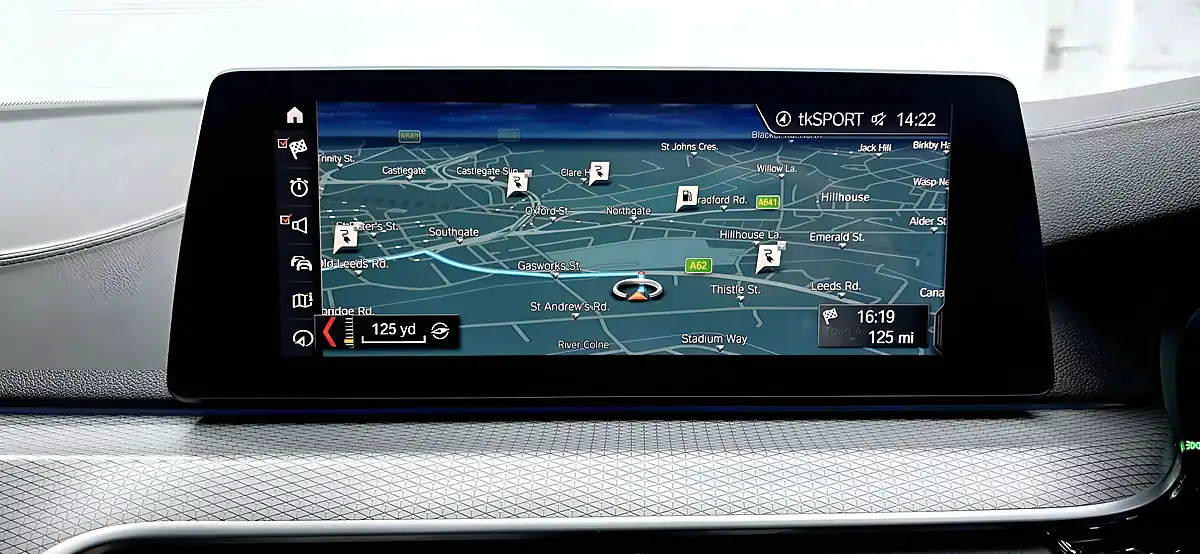 Used 2018 BMW 5 Series M Sport Bluestone - Interior and Exterior details 18