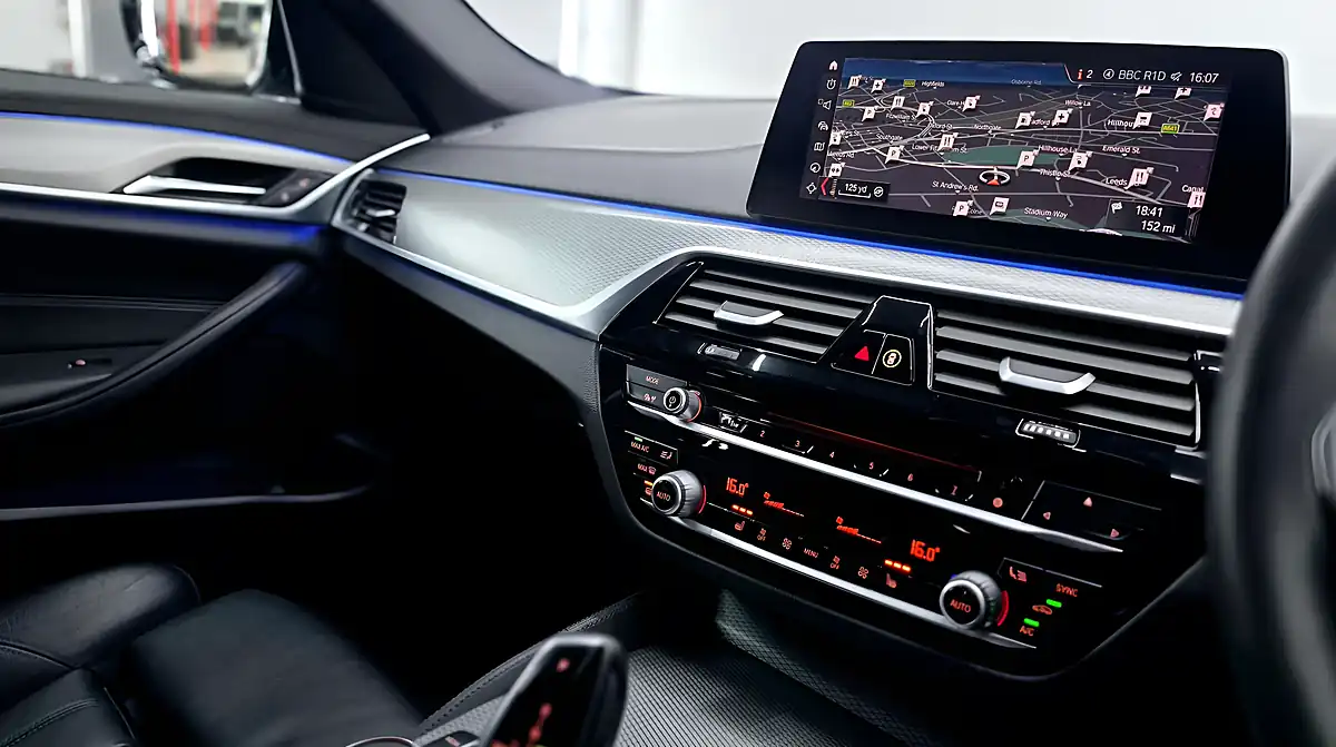 Used 2018 BMW 5 Series M Sport Bluestone - Interior and Exterior details 15