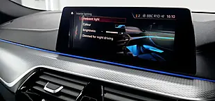 Used 2018 BMW 5 Series M Sport Bluestone - Interior and Exterior details 18