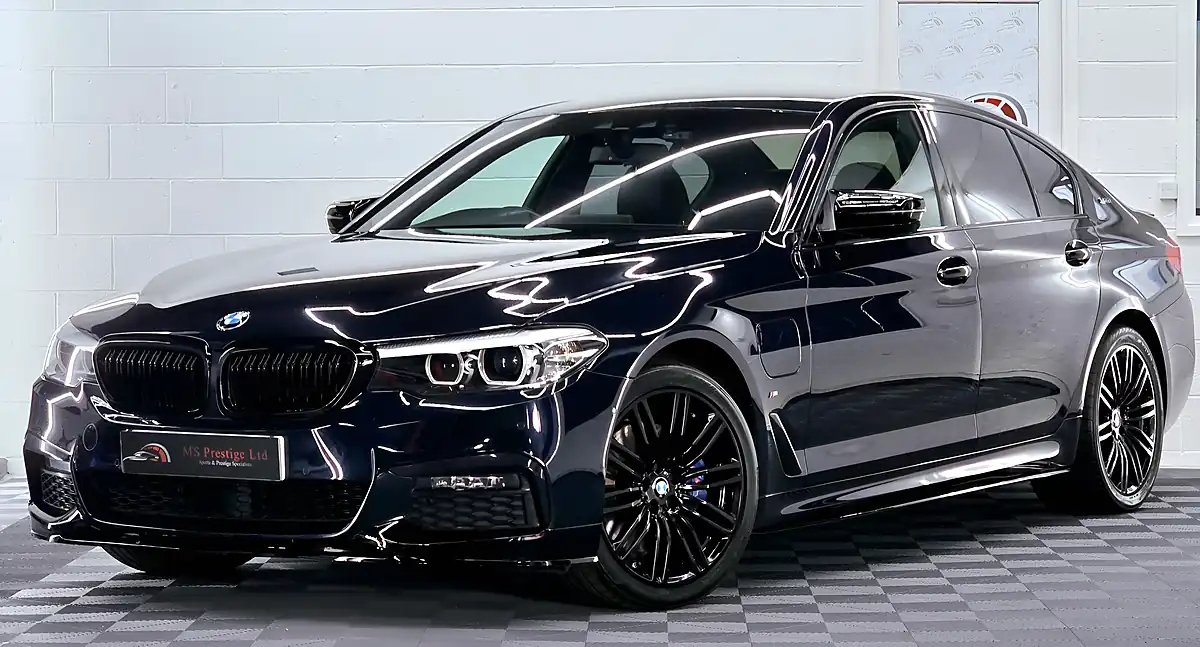 Used 2018 BMW 5 Series M Sport Carbon Black - Front View