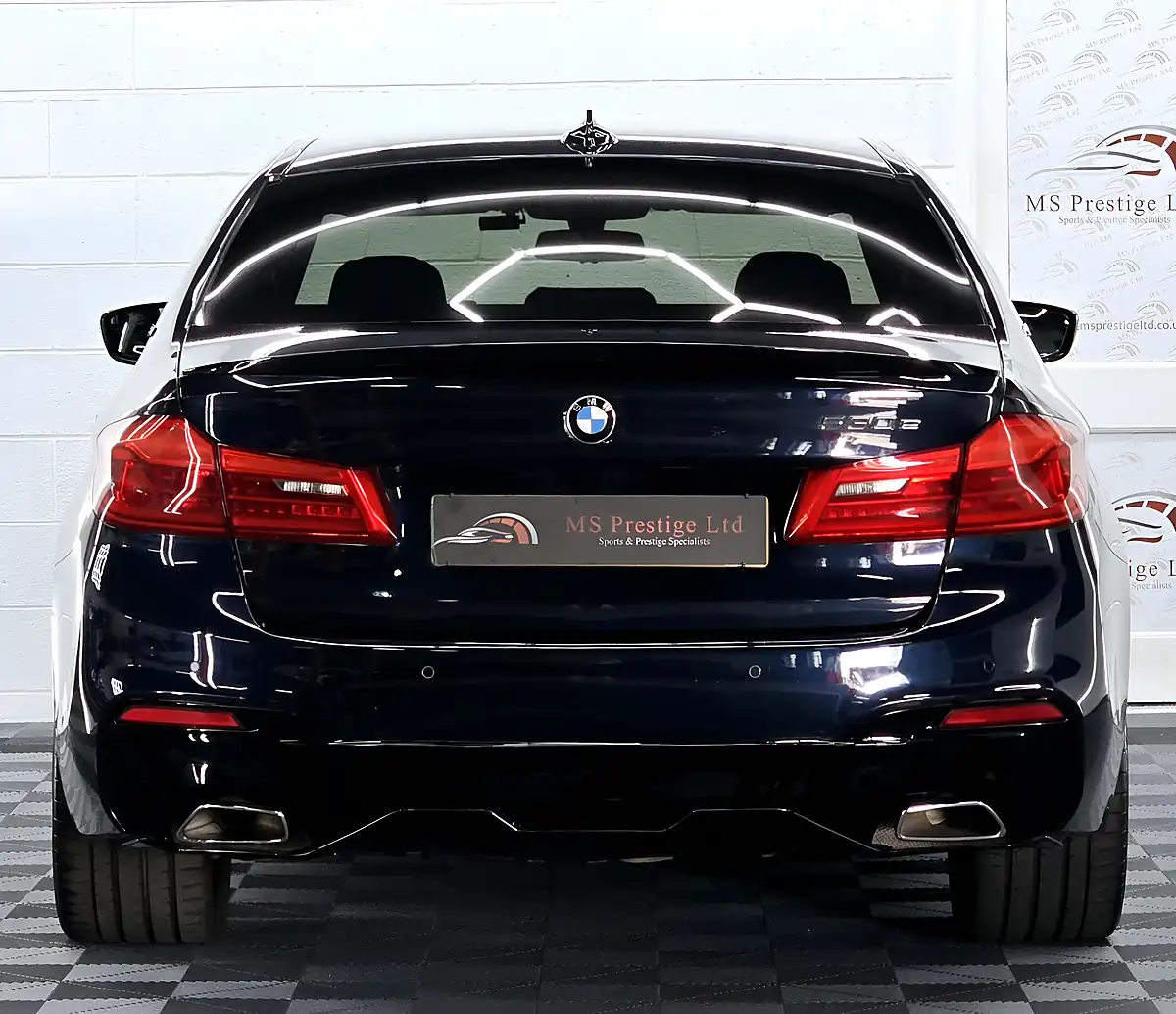 Used 2018 BMW 5 Series M Sport Carbon Black - Interior and Exterior details 15